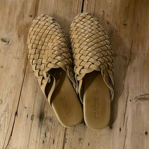 St. Agni Woven Leather Flat 7.5